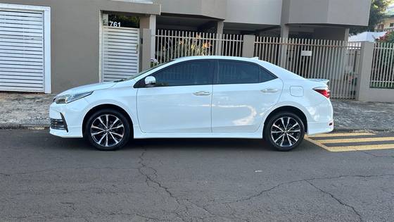 TOYOTA COROLLA 2.0 XRS 16V FLEX 4P AUTOMÁTICO